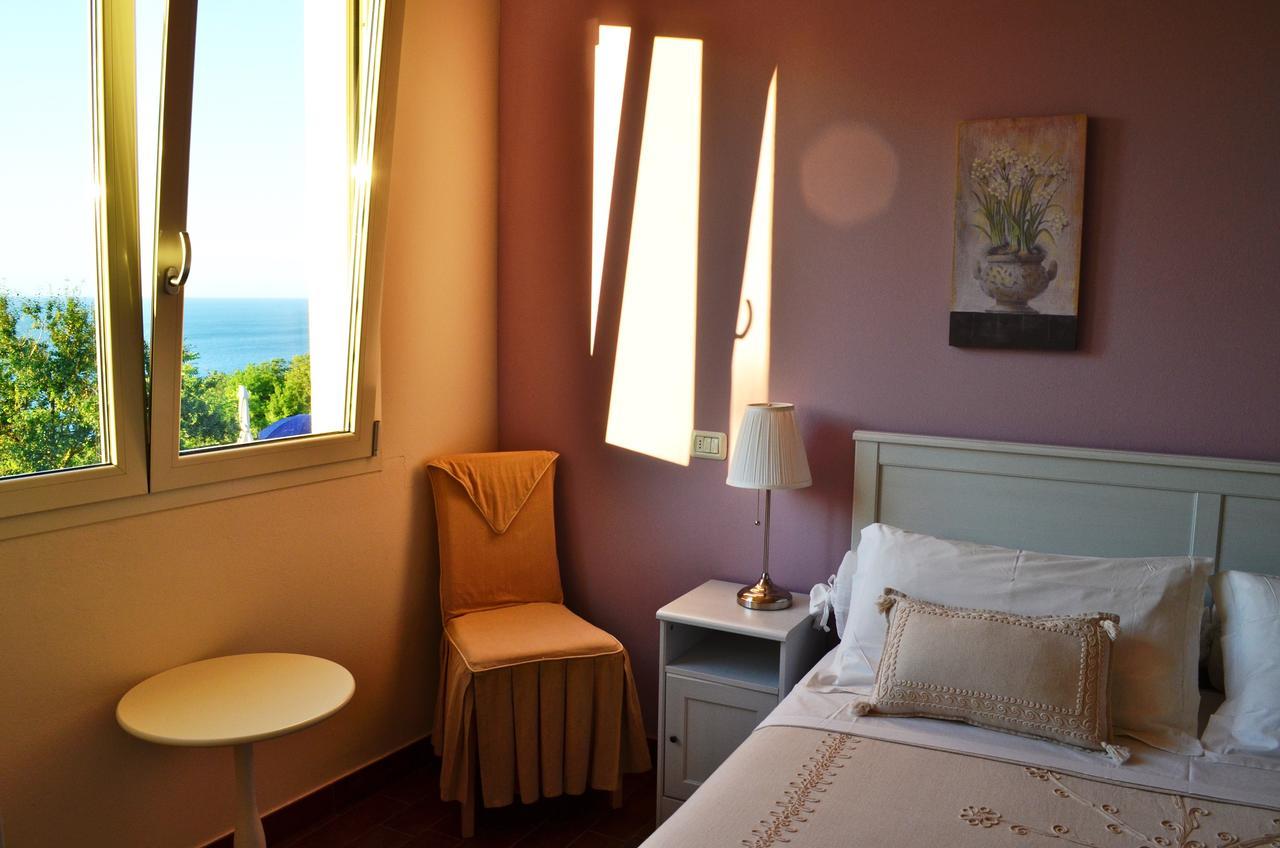 Bahita - Betty'S B&B Gabicce Mare Exterior photo